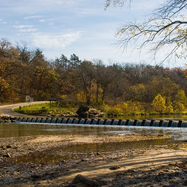 Outdoor recreation includes drifting the Middle River Water Trail, kayaking or canoeing under covered bridges, and staying in unusual accommodations like yurts at Pammel State Park. 