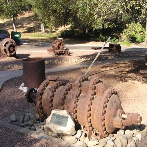The park functions as an open-air museum, displaying authentic and replica gold mining equipment used in the 19th and early 20th centuries. 