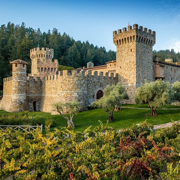 Calistoga is close to many well-known wineries, including Castello di Amorosa, a 13th-century-style Tuscan castle winery. 