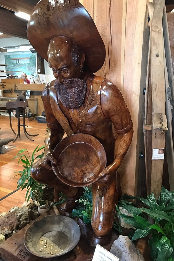 Cottage Grove Area Chamber of Commerce - Display Image
