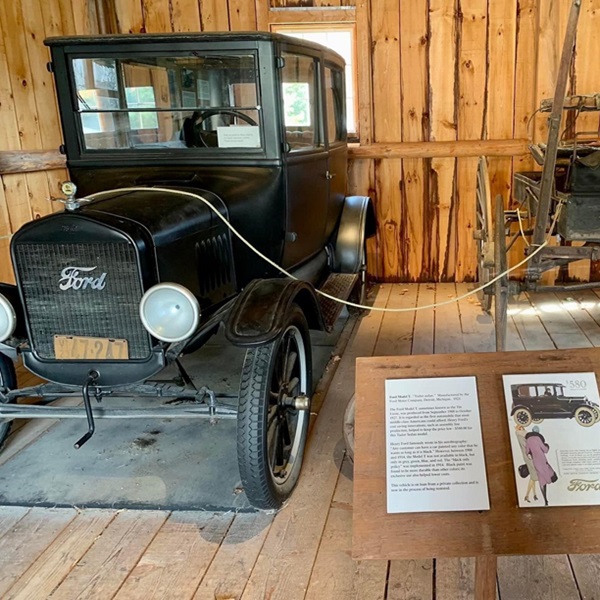 The well-preserved homestead where Coolidge was born and raised, offers a glimpse into his early life and family background. 