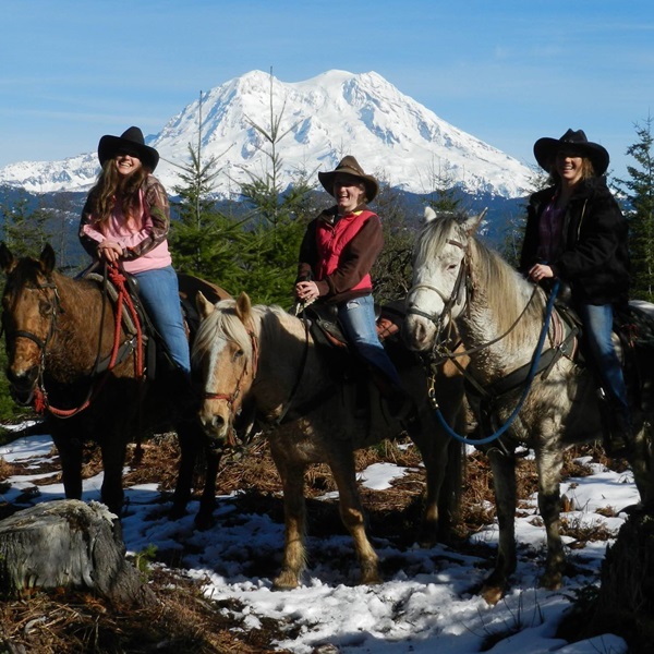EZ Times Outfitters  - Webpage Image