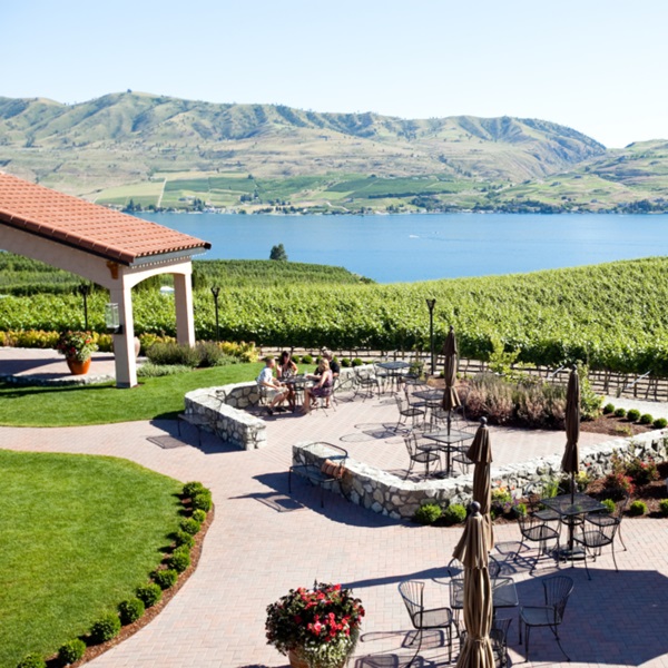 Lake Chelan is home to a burgeoning wine region, with over 30 wineries and tasting rooms offering locally produced wines and stunning vineyard views. 