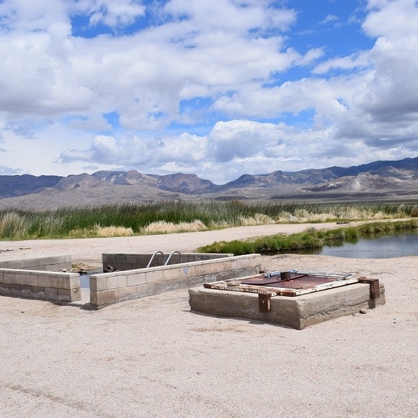 Fish Lake Valley Hot Springs     - Webpage Image
