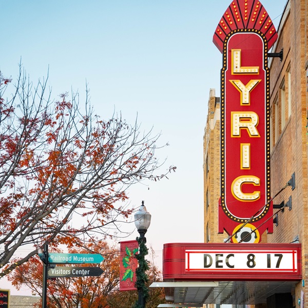 Historic Downtown Brownwood offers visitors boutique shops, local restaurants, murals, the historic Lyric Theatre, and strolling around to soak up the architectural and local culture. 