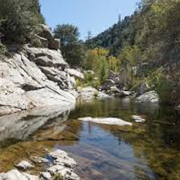 Seeley Creek provides opportunities to swim, but this is a heavily-trafficked trail during the spring and summer. 
