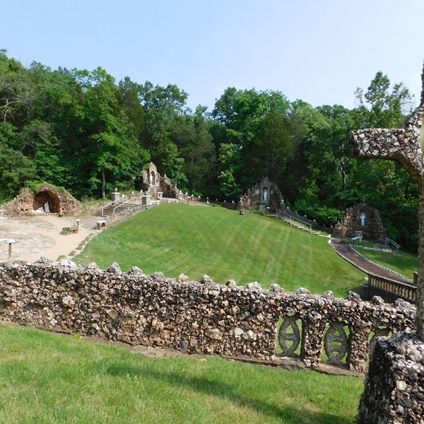 The shrine is located on a 300-acre tract that once belonged to the Franciscan monastery, now serving as a secluded hidden gem and spiritual retreat in the woods. 