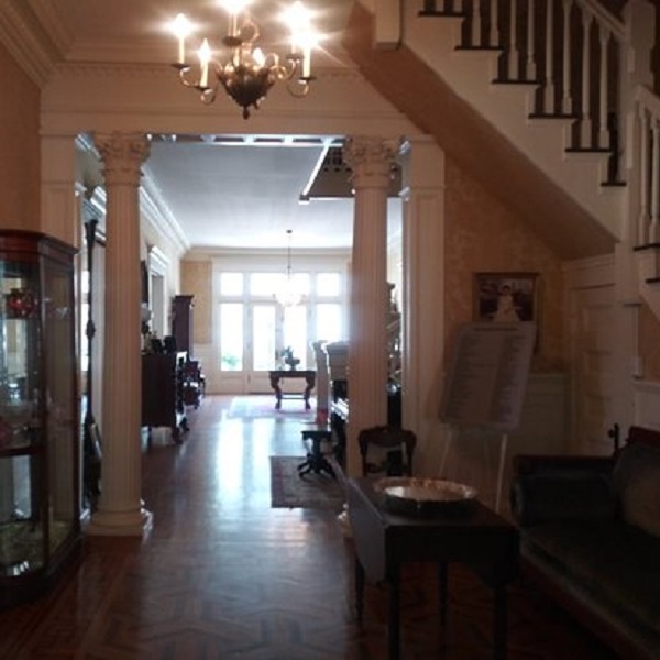 The mansion is filled with beautiful period furnishing and an excellent museum.