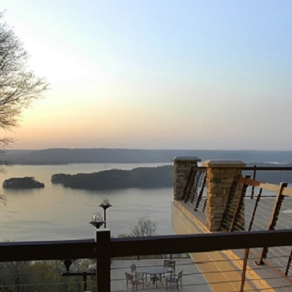 Lake Guntersville, has been identified by the researchers has having the third-best bass fishing in the United States, in addition to offering a wide variety of outdoor recreational activities, including camping, hiking, hunting, fishing and water sports.