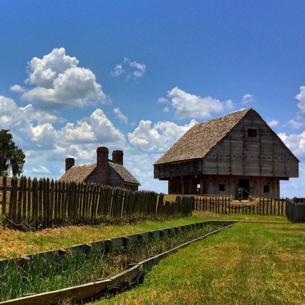 Fort King George Historical Park replicates the actual fort established by the British. Darien is the second oldest planned city in Georgia.
