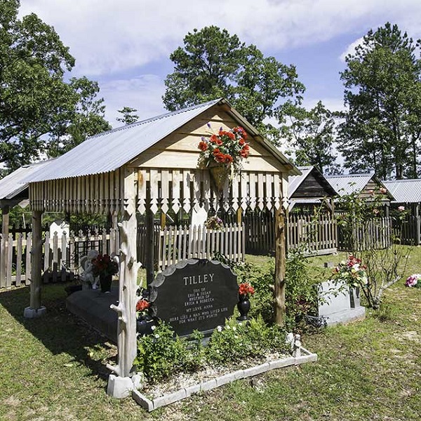 One of the most interesting sites in Vernon Parish includes the Talbert-Pierson Cemetery and its 13 “grave houses,” typical burial structures for this area of Louisiana. 