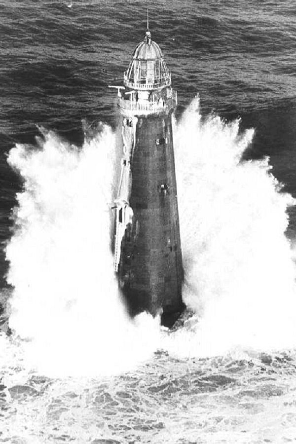 Minot's Ledge Light - Display Image