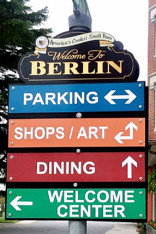 Berlin Chamber of Commerce  - Display Image