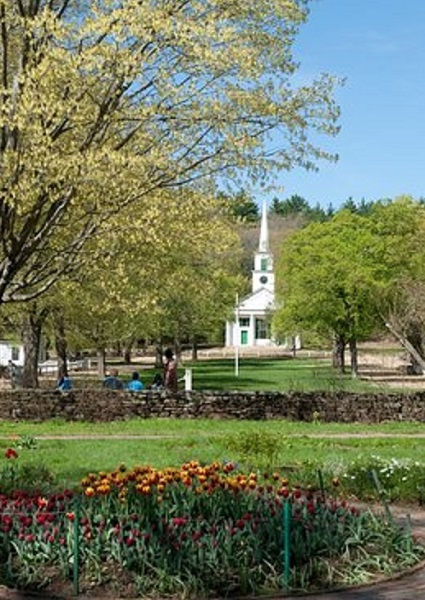 Sturbridge Tourist Association - Display Image