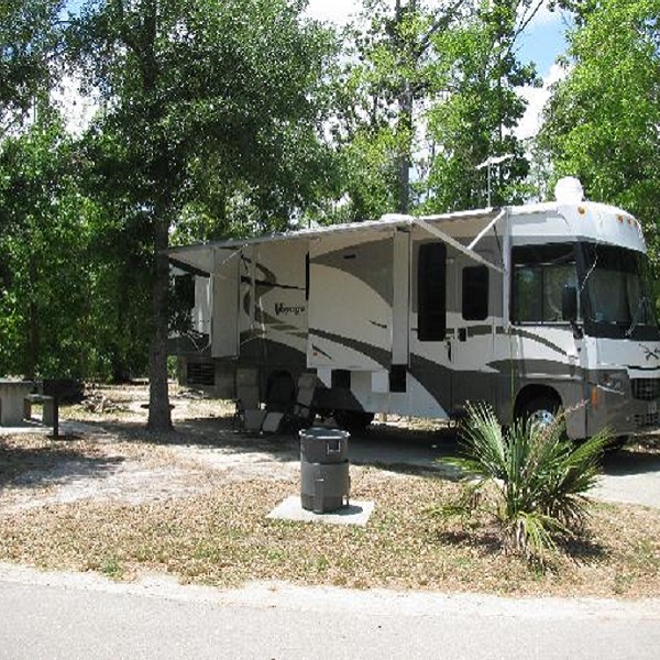 Buccaneer State Park has 206 premium campsites with full amenities including sewer.  In addition to the premium sites, Buccaneer has an additional 70 campsites that are set on a grassy field overlooking the Gulf of Mexico. 