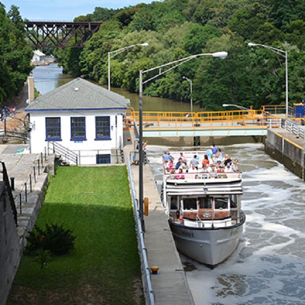 Erie Canal cruises include travel through the multitude of locks along the way. 