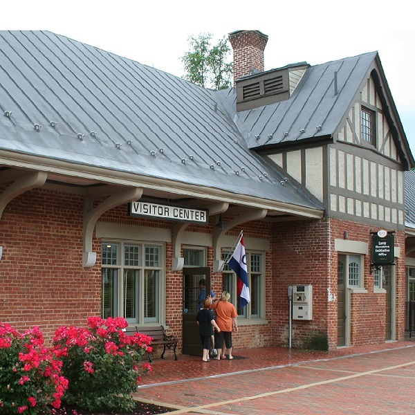 The Luray-Page County Chamber of Commerce and Visitor Center offices reside in the restored historic train depot in downtown Luray. 
