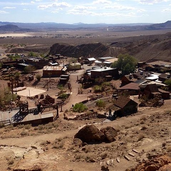  Visitors can explore the restored ghost town, visit the Calico Museum, pan for gold, or even take a ghost tour for a spooky twist.