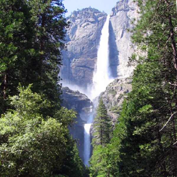 View of Upper and Lower Yosemite Falls. The middle cascade is the only part of the falls that cannot be seen from the valley floor. 