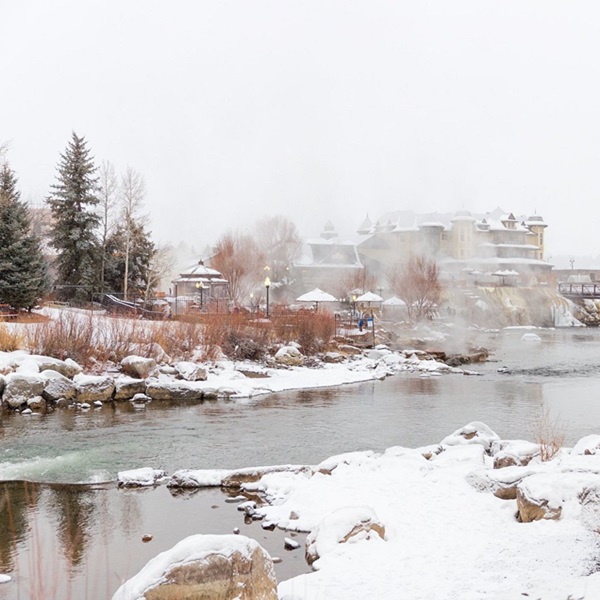 Pagosa Springs boasts over 25 hot spring pools and facilities, from traditional soaking pools to cascading waterfalls and steam caves, offering a variety of experiences for every taste. 