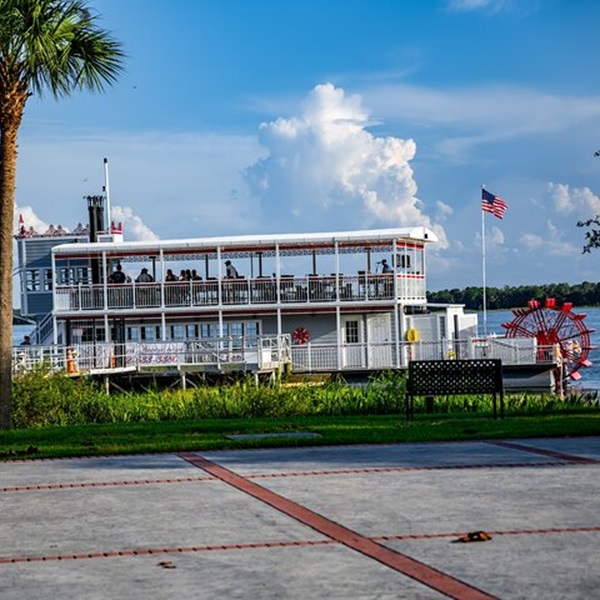 Launched in 1928, the Dora Queen was originally used to transport passengers and citrus between Tavares and Zellwood.