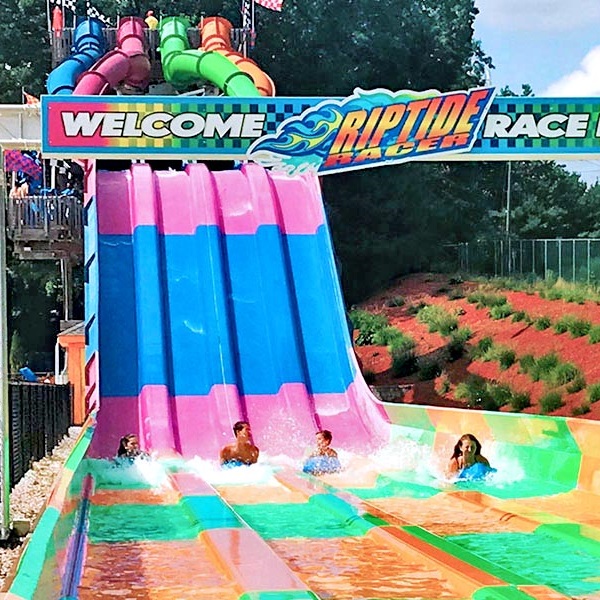 Lake Compounce is home to Crocodile Cove, a sprawling water park with thrilling slides, a lazy river, and a wave pool. 