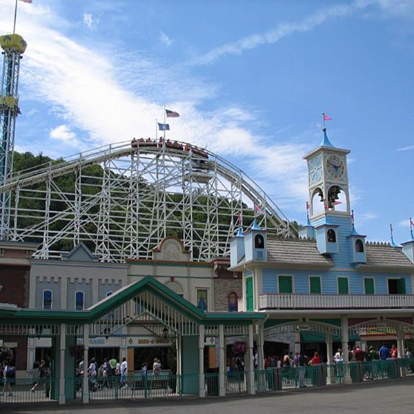 Lake Compounce - Webpage Image