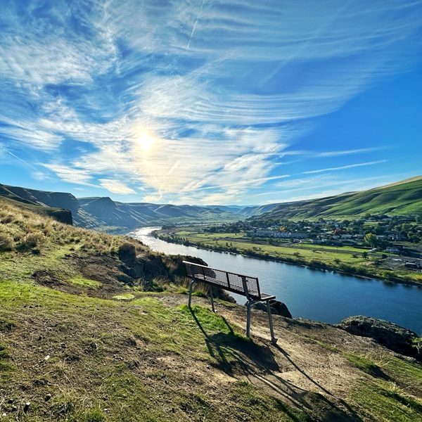 Hells Canyon is a colossal geological marvel that plunges to a depth of 6,693 feet – even deeper than the Grand Canyon. 