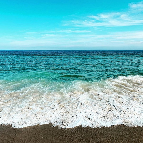 Dive into the sparkling waters of Nauset Beach, perfect for surfers and sunbathers alike. Explore quieter stretches like Skaket Beach, ideal for families and nature walks. 