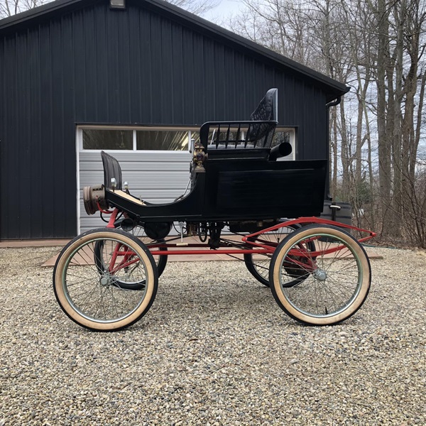 The museum features all types of steam-powered equipment, including an 1899  Model B Milwaukee Steam Car. 