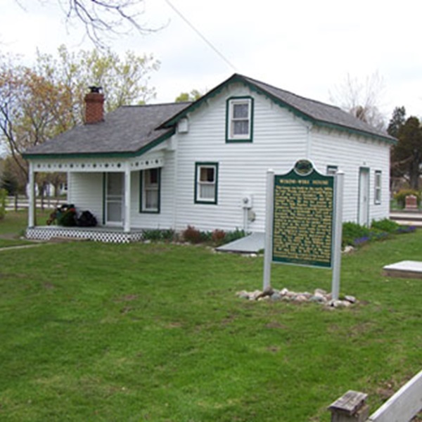 The city's original name was Sibley's Corners, named after the first settler, 20-year-old philanthropist Alonzo Sibley. In 1871, the name changed to Wixom after Willard Clark Wixom. 
