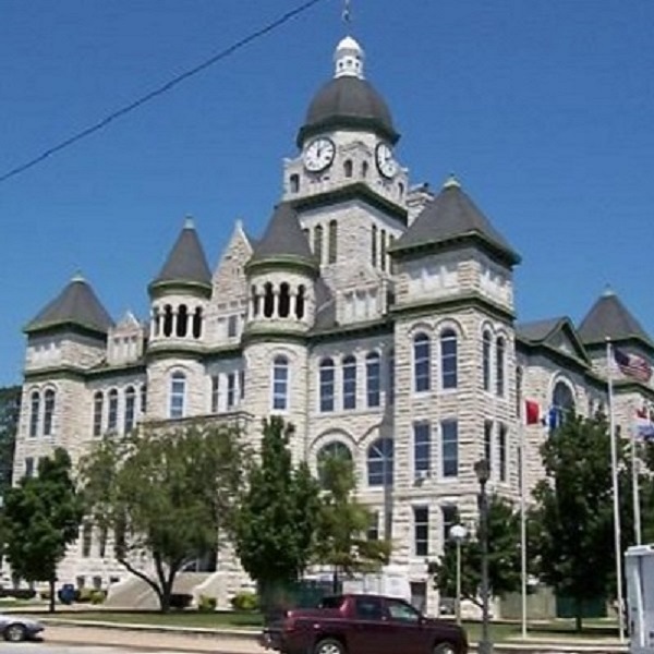 The Jasper County Courthouse in Carthage is the second most photographed building in Missouri. It was built with local Carthage marble and is reminiscent of a medieval castle, including turrets, towers, and arches.