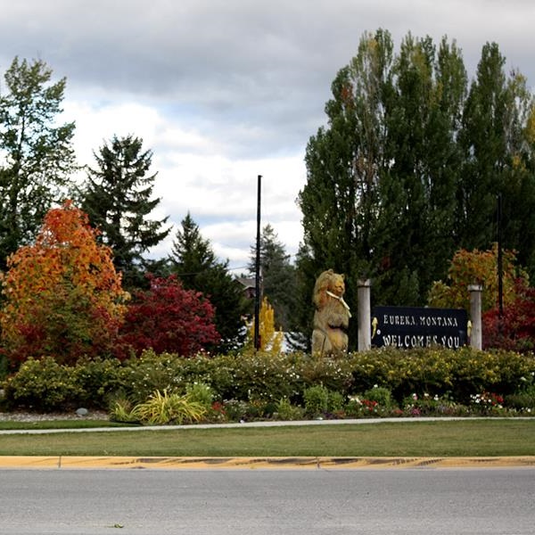 Eureka serves as a gateway to Glacier National Park, one of the most stunning national parks in the United States. 