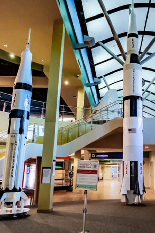INFINITY Science Center - Display Image