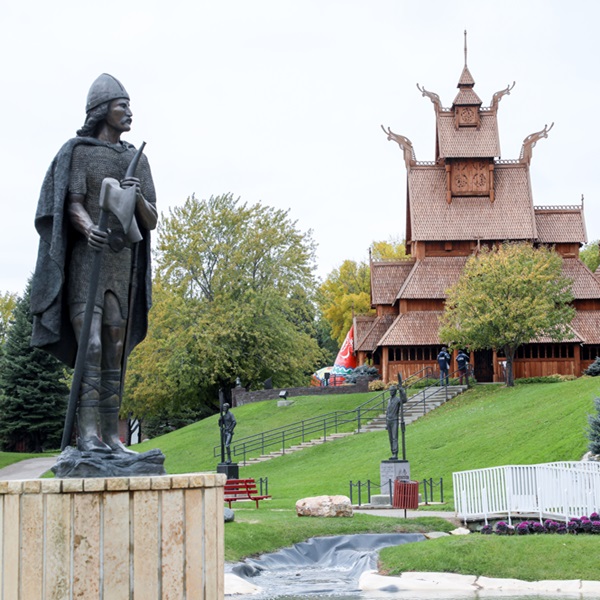 Minot Convention and Visitors Bureau - Webpage Image