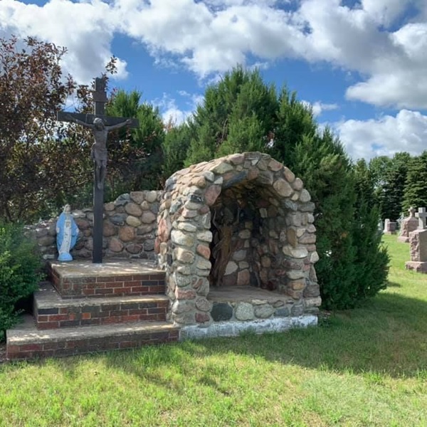 The cemetery offers a serene and peaceful atmosphere, making it a suitable place for reflection and remembrance. 