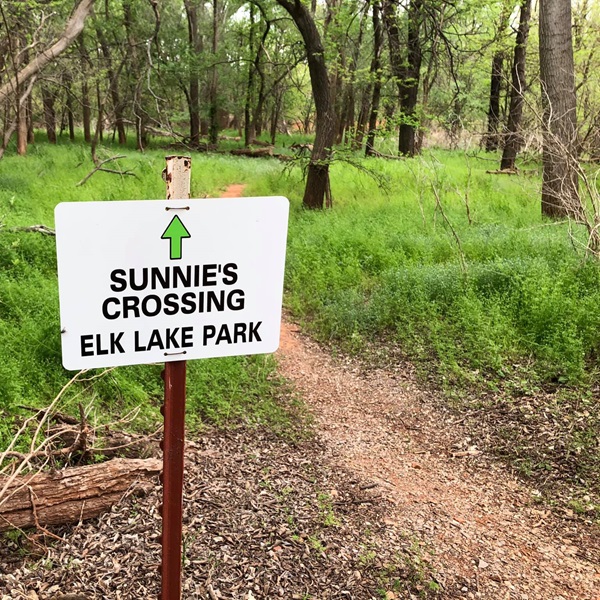 The Elk City Lake trail is well-maintained and offers amenities such as restrooms, picnic tables, and parking areas.