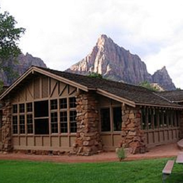 The Zion Inn was designed as a cafeteria, gift shop, and office for the tourist cabins surrounding it. Built in 1934 and remodeled in 1971 for use as a nature center, the Zion Inn is listed on the National Register of Historic Places.