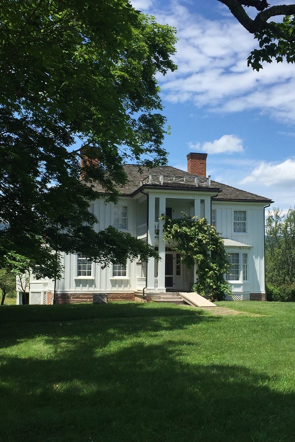 Pocahontas County Convention and Visitors Bureau - Display Image
