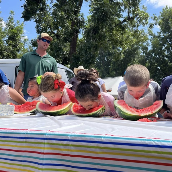 The festival is the oldest in New Mexico and includes a parade, carnival, chile roasting, vendors, entertainment, and contests for participants of all ages. 