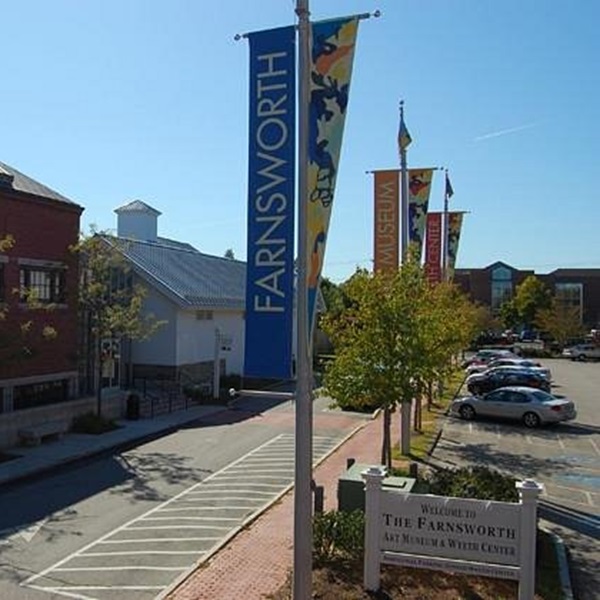 Rockland is known for its visual arts, including the Farnsworth Art Museum and the Center for Maine Contemporary Art (CMCA). 