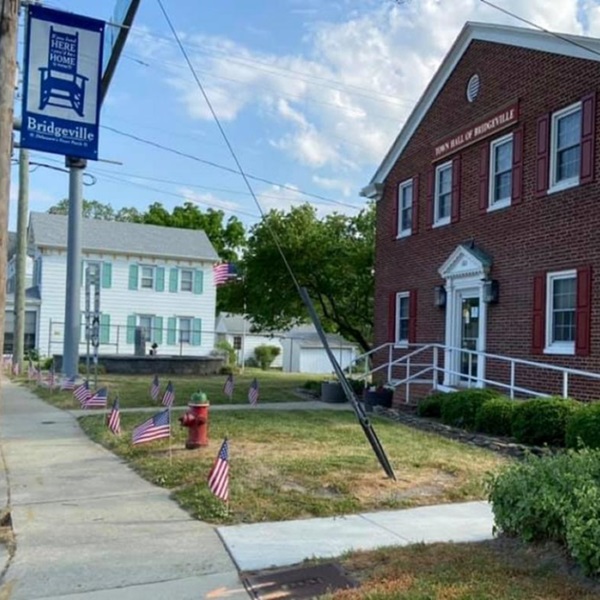 Bridgeville offers visitors a charming small-town experience with a rich history, delicious cuisine, and plenty of outdoor recreation opportunities. 