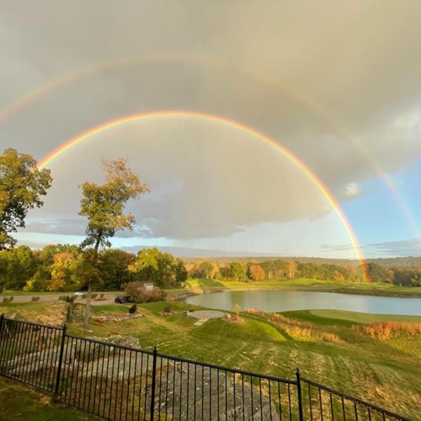 Fox Hopyard combines a challenging golf experience with the luxury of country club amenities, set in one of Connecticut’s most picturesque landscapes. 