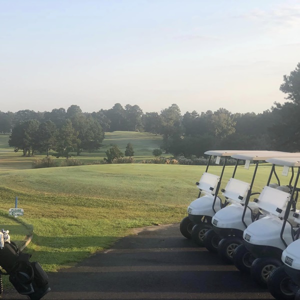 The course offers multiple tee options to cater to different skill levels, ensuring a challenging yet enjoyable experience for all golfers. 
