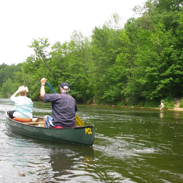 The Manistee River, flowing through the city, enhances the area’s scenic charm and provides ample recreational activities like fishing and kayaking. 