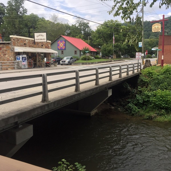 Hot Springs has a rich history dating back to the 1700s, with several historic sites and buildings for visitors to explore​. 