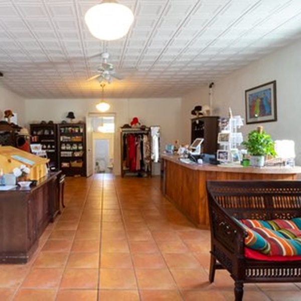 In addition to mineral baths, the Jemez Springs Bath House offers various therapeutic services, including blanket or herbal wraps and massages. 