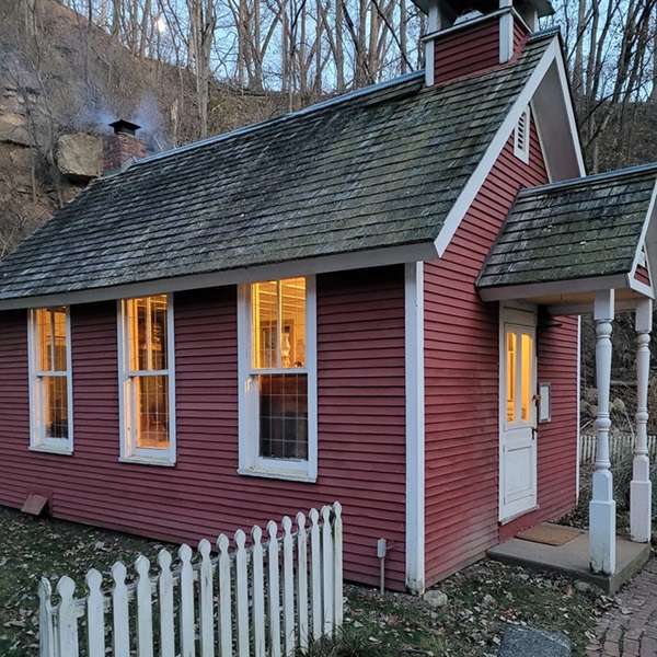 Heritage Canyon is a 12-acre park that features a recreated 1800s village, including historic buildings such as a blacksmith shop, schoolhouse, and church. 