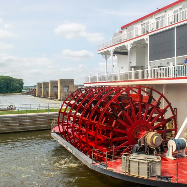 The observation deck offers excellent views of the lock operations and the river, making it a popular spot for visitors. 