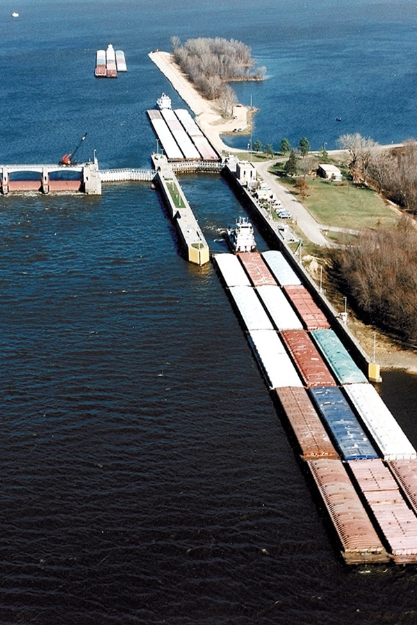 Lock and Dam No. 13 Historic District   - Display Image